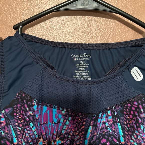 SWEATY BETTY Women Sport Top Home Straight Run Tank XS Crop Midrif Racer Back - Picture 2 of 8